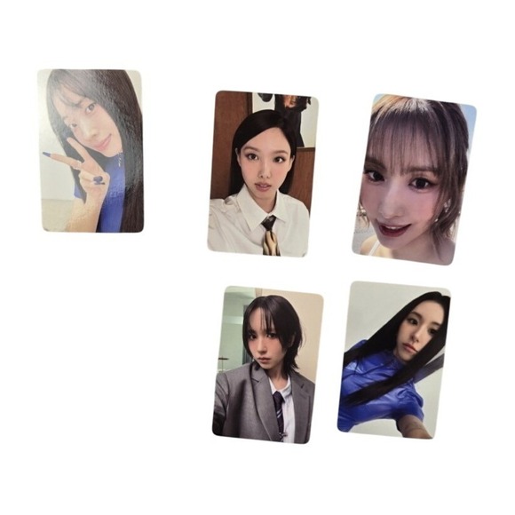 Twice Girl K-Pop Group Albums/CDs (Lot of 7 albums) - Picture 9 of 14